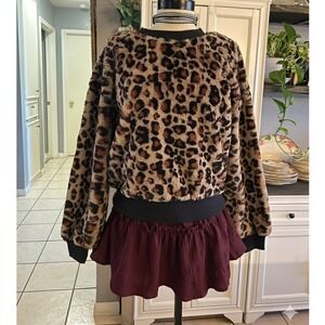 SMALL Leopard Print Sweater Thick‎ Cozy & Warm Winter Fall